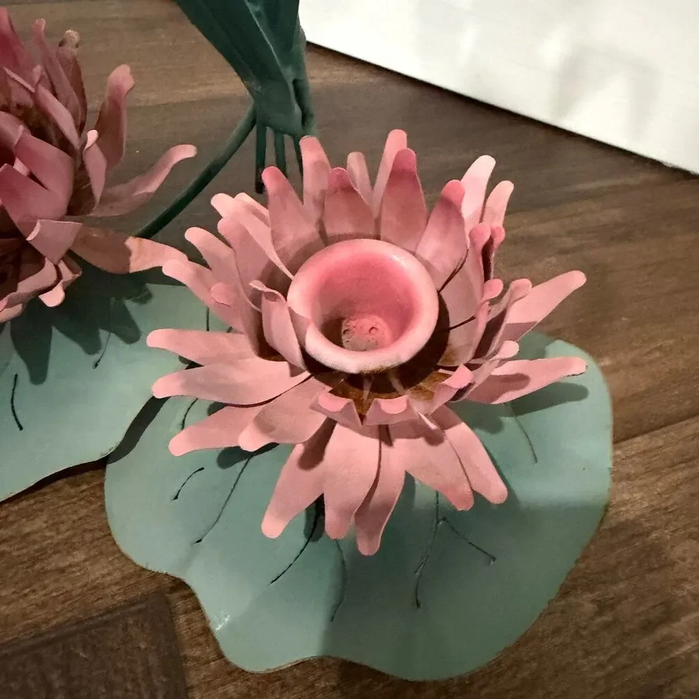 Vintage Tole Metal Lily Pad Cattail Lotus Candleholder Sconce Wall Hanging